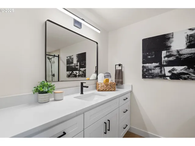 $699,000 | 2554 Southeast Buttercup Court, Hillsboro, OR 97123