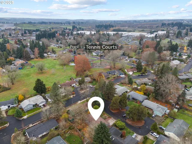 $699,000 | 2554 Southeast Buttercup Court, Hillsboro, OR 97123