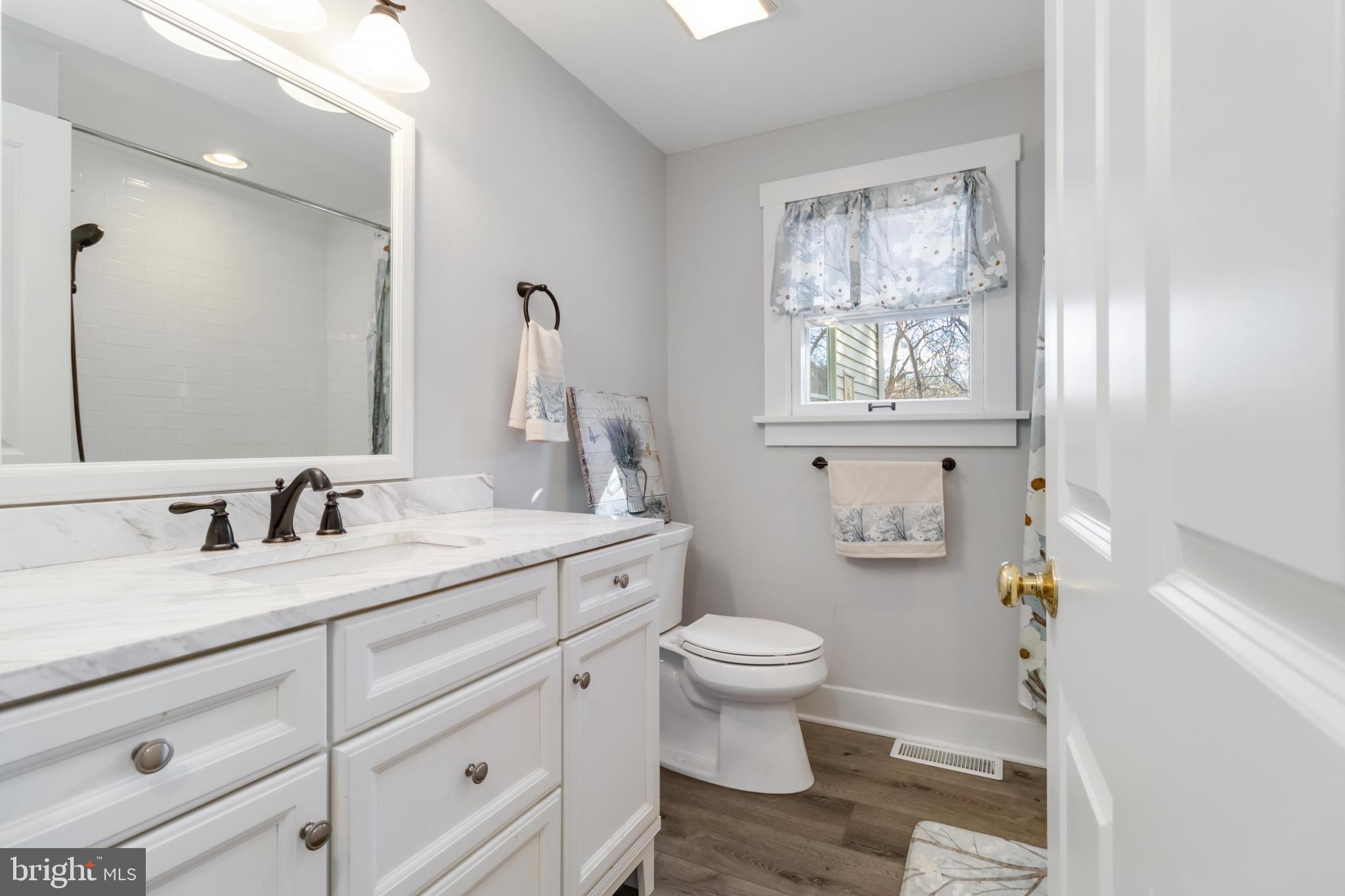 407 Pleasant View Road Hummelstown, PA 17036 - Photo 12 of 24 Master Bedroom Bathroom