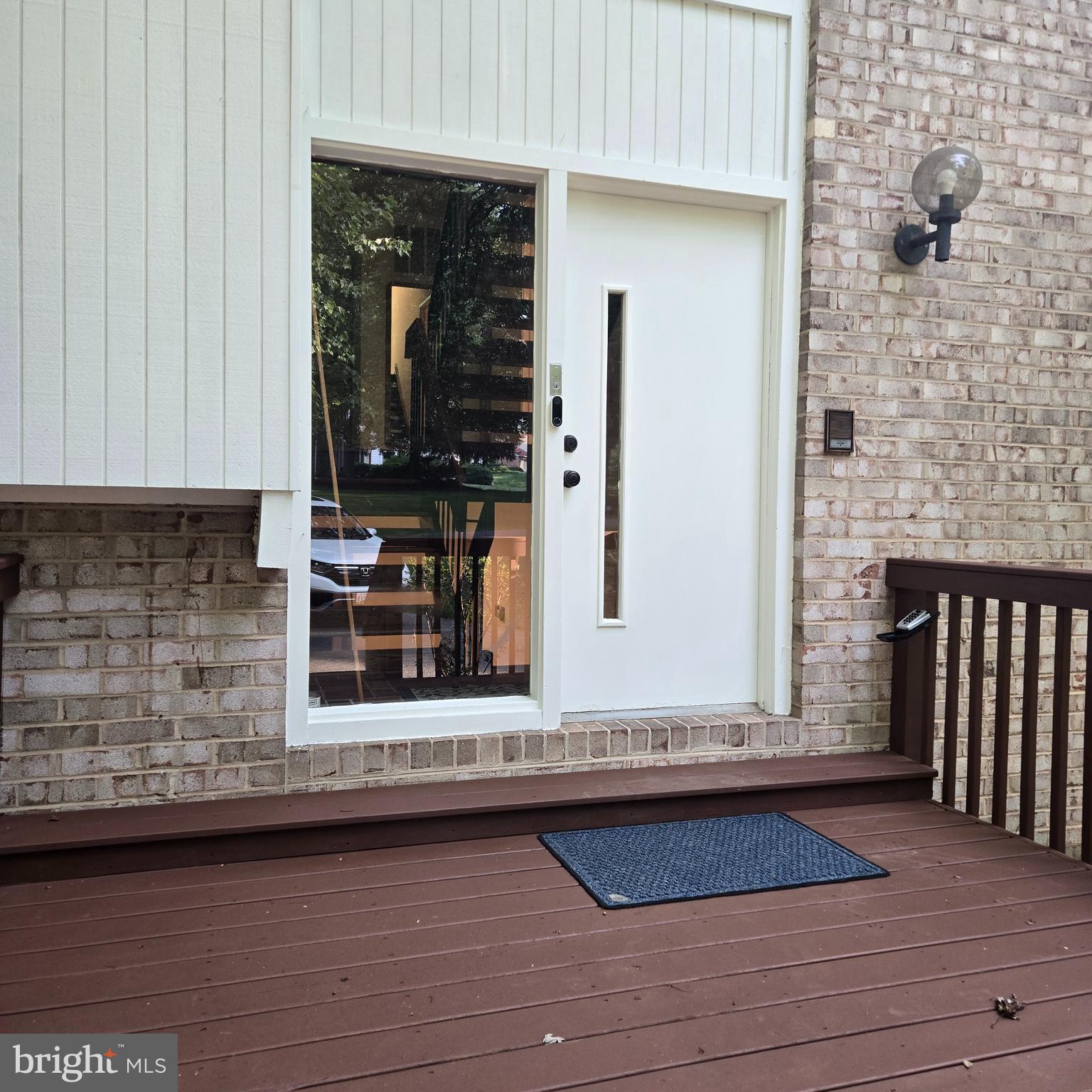 10612 Crossing Creek Road Potomac, MD 20854 - Photo 4 of 47