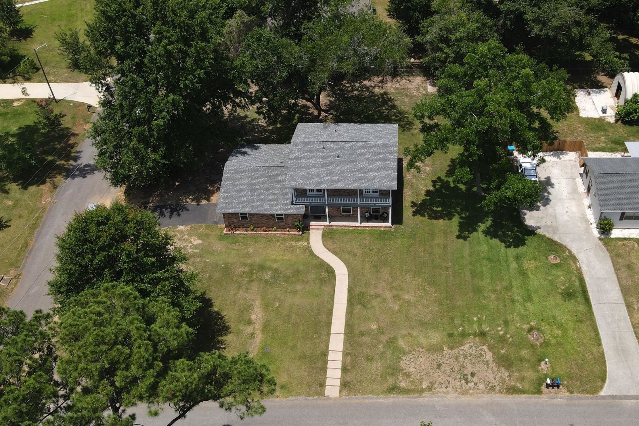 112 Sara Avenue East Daphne, AL 36527 - Photo 2 of 43
