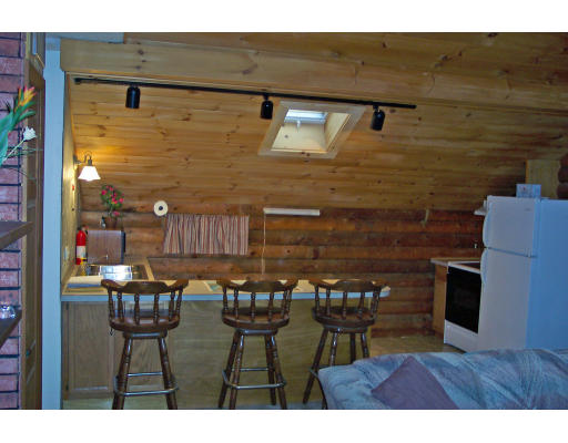 914 Orange Road Warwick, MA 01378 - Photo 5 of 9