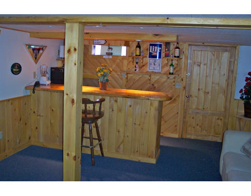 914 Orange Road Warwick, MA 01378 - Photo 6 of 9