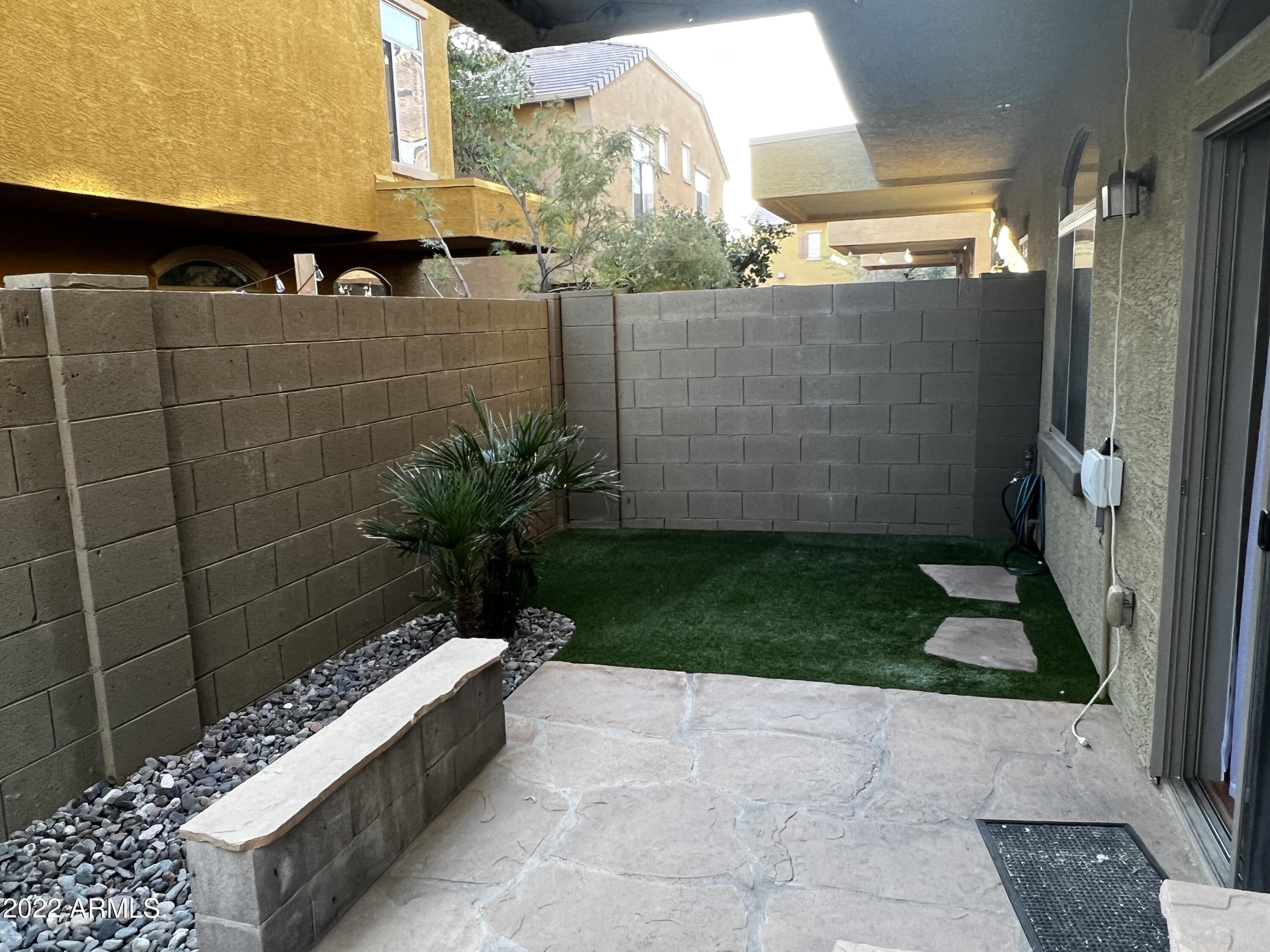2150 West Alameda Road, Unit 1068 Phoenix, AZ 85085 - Photo 28 of 30 Yard 2