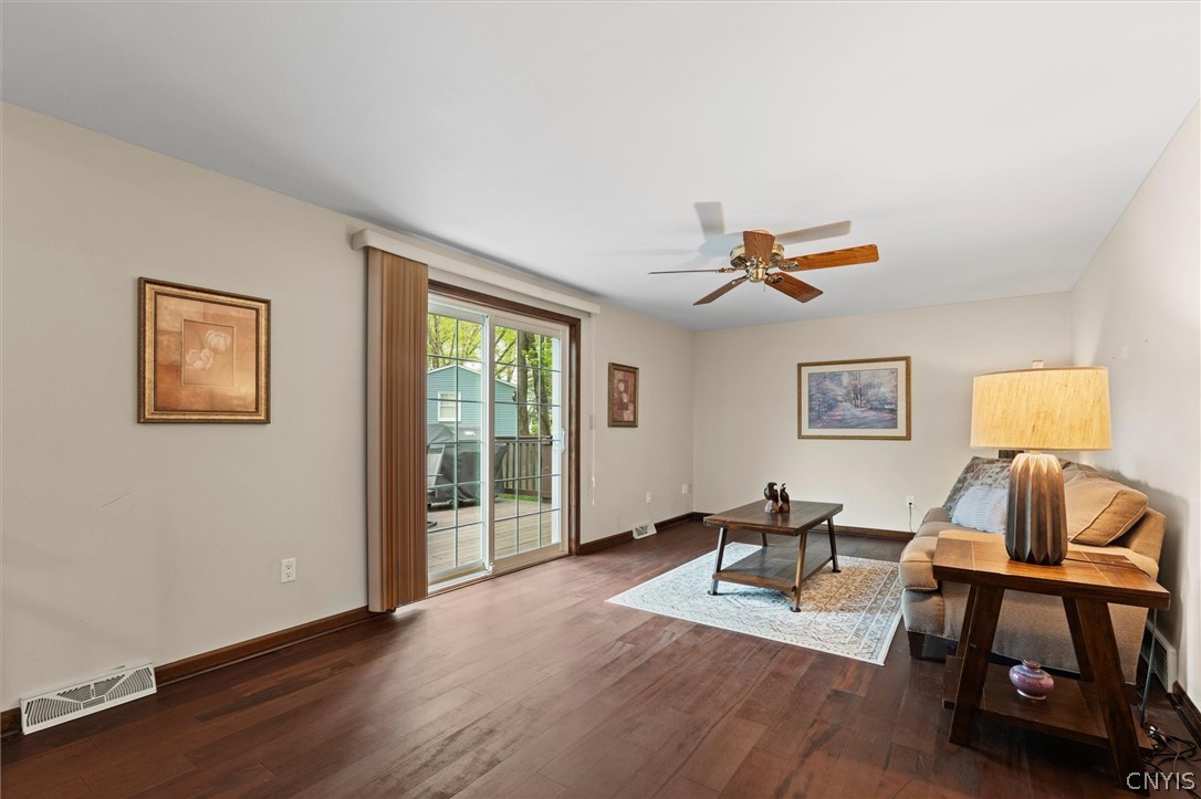 104 Winsboro Road Minoa, NY 13116 - Photo 8 of 43