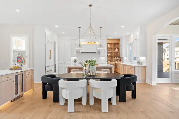 $2,700,000 | 16404 47th Place North, Plymouth, MN 55446