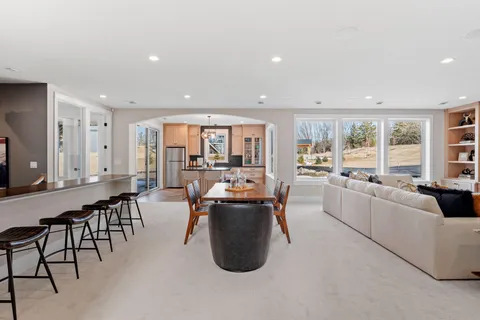 $2,700,000 | 16404 47th Place North, Plymouth, MN 55446