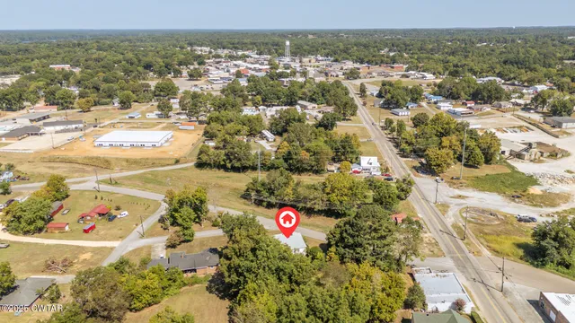 $129,900 | 205 Reid Avenue, Lexington, TN 38351