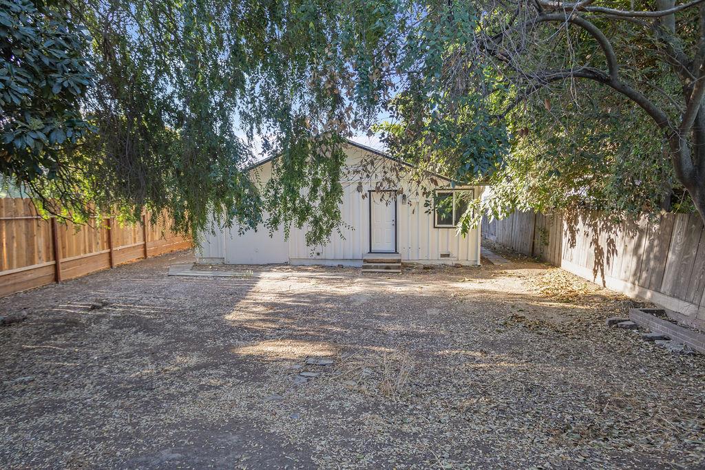 2525 R Street Merced, CA 95340 - Photo 12 of 12 a view of large yard with large trees