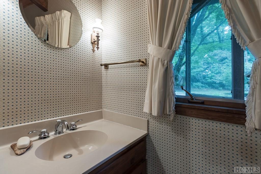 466 Wade Road Cashiers, NC 28717 - Photo 51 of 69 Gallery Image 51