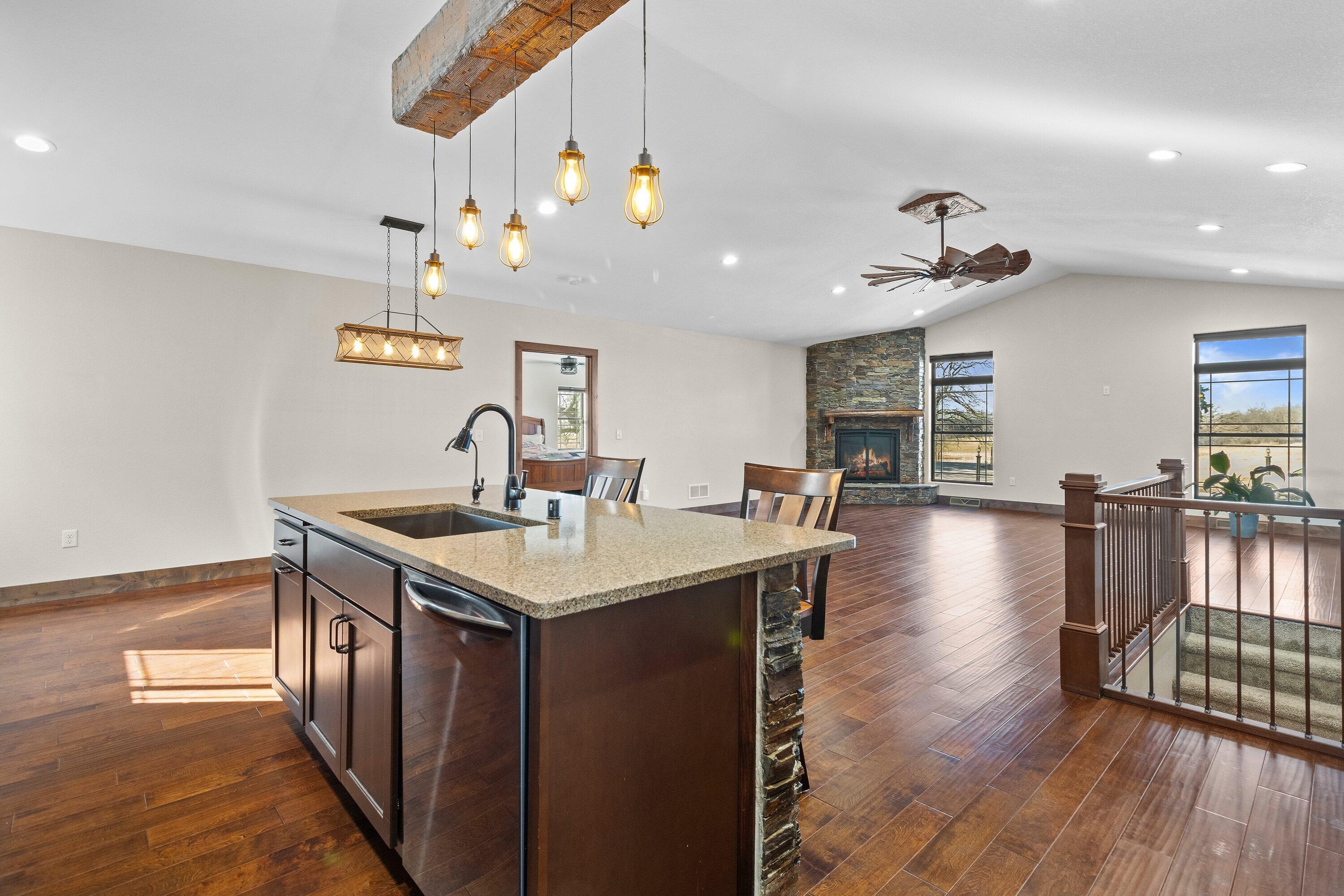 N5302 Crossman Road Lake Mills, WI 53551 - Photo 13 of 71 IMG_4464