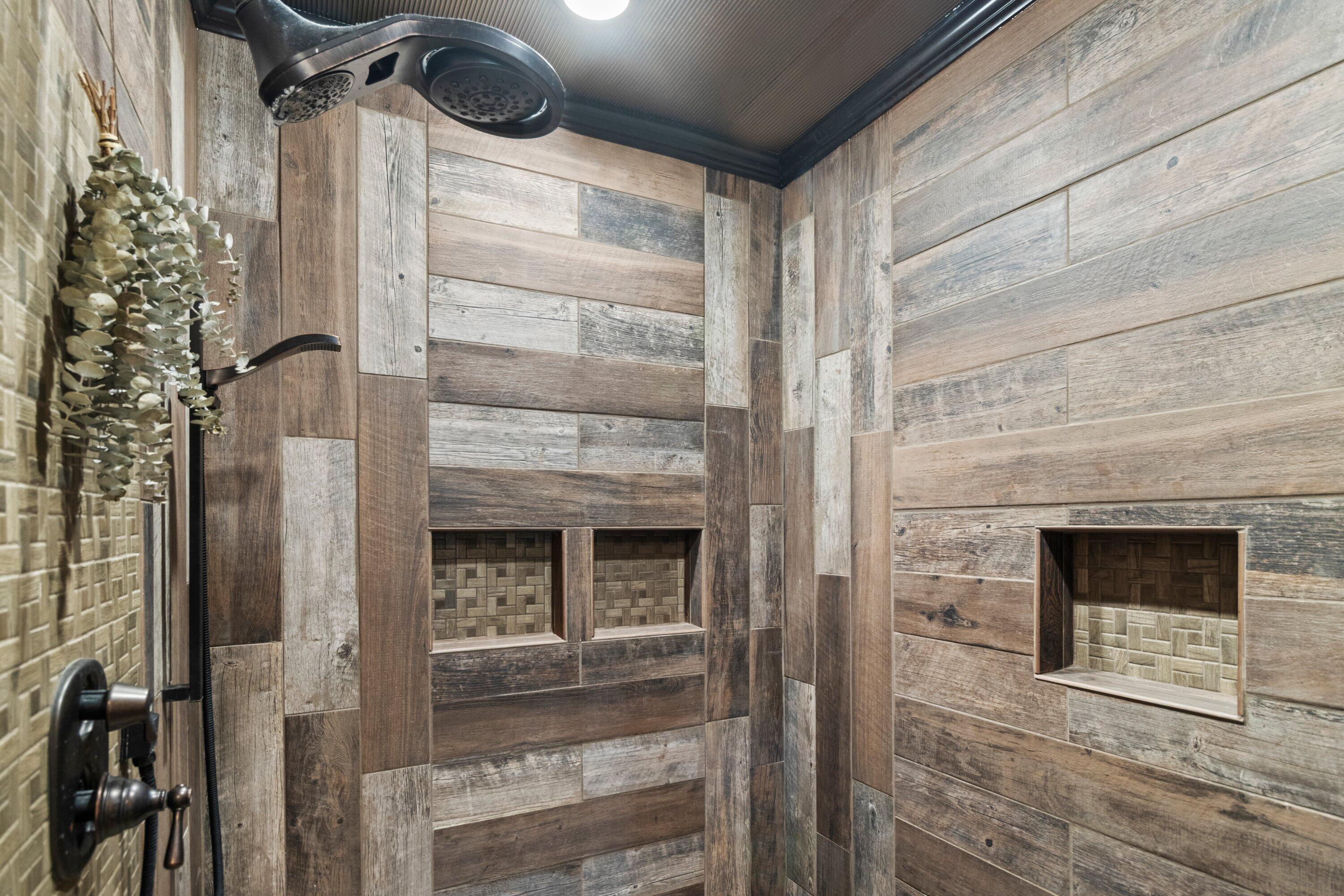 N5302 Crossman Road Lake Mills, WI 53551 - Photo 19 of 71 IMG_4440