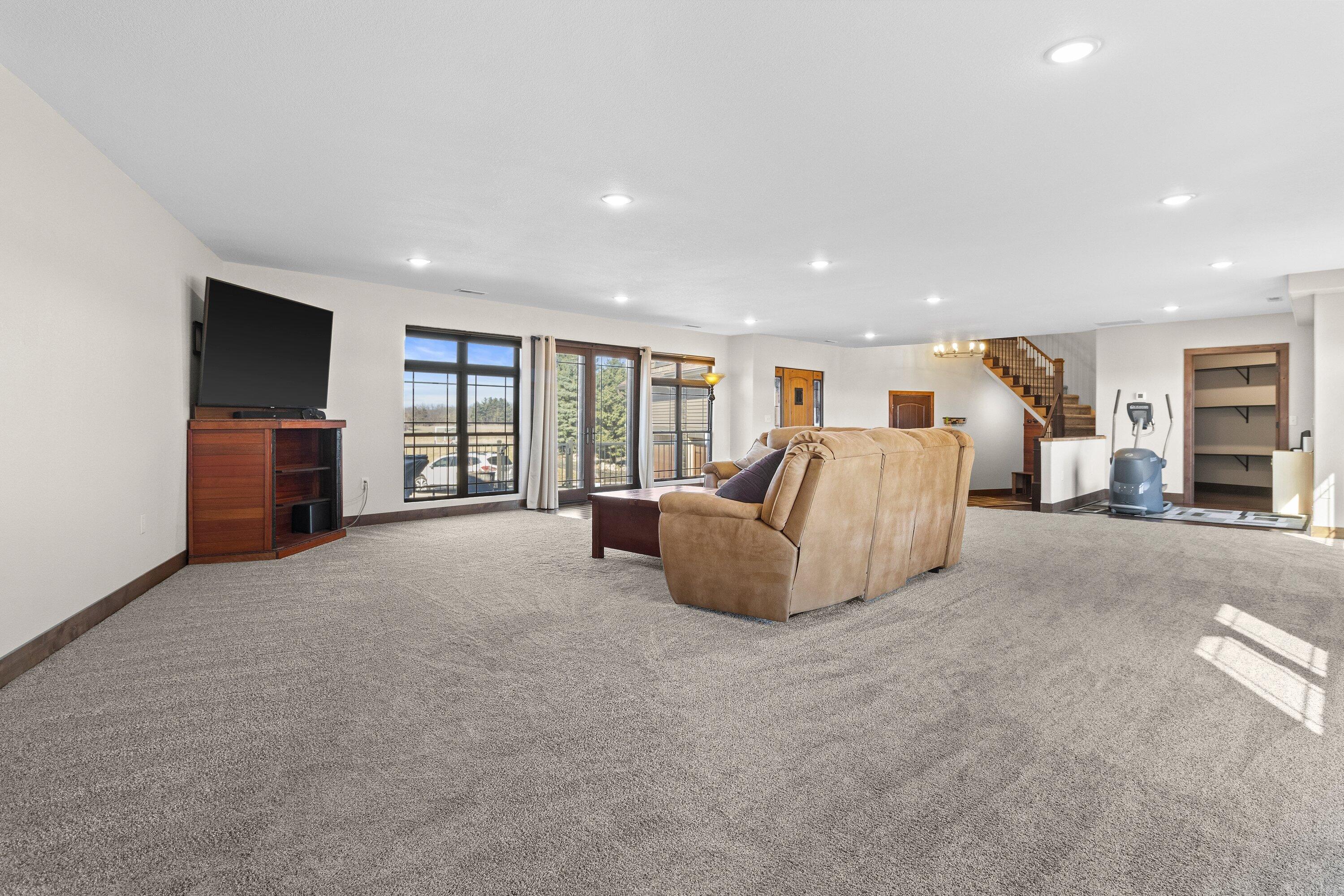 N5302 Crossman Road Lake Mills, WI 53551 - Photo 23 of 71 IMG_4362