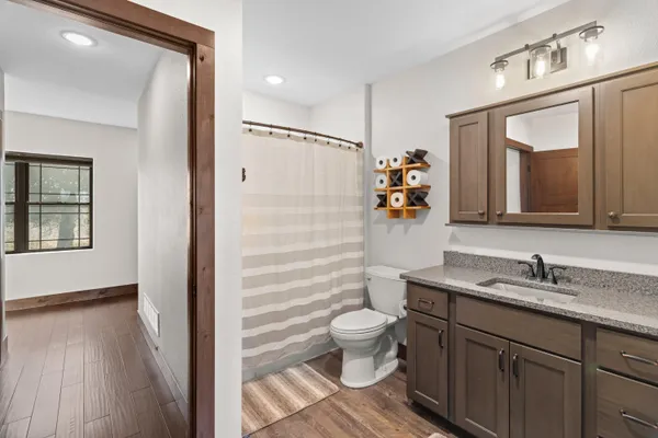 $999,999 | N5302 Crossman Road, Lake Mills, WI 53551