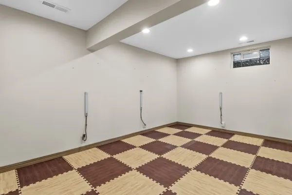 $999,999 | N5302 Crossman Road, Lake Mills, WI 53551