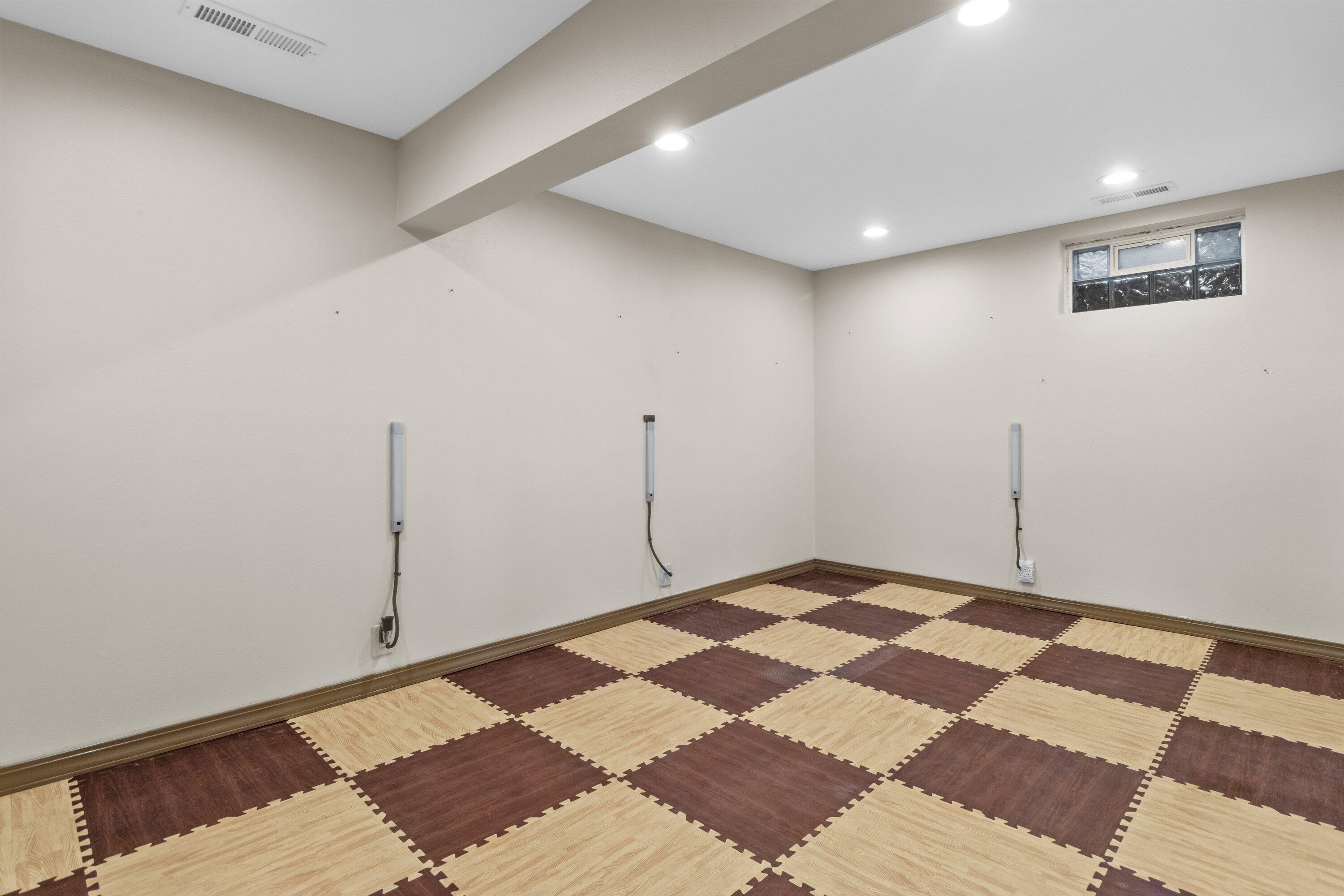 N5302 Crossman Road Lake Mills, WI 53551 - Photo 40 of 71 IMG_4542