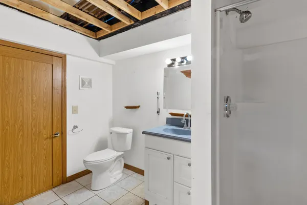 $999,999 | N5302 Crossman Road, Lake Mills, WI 53551