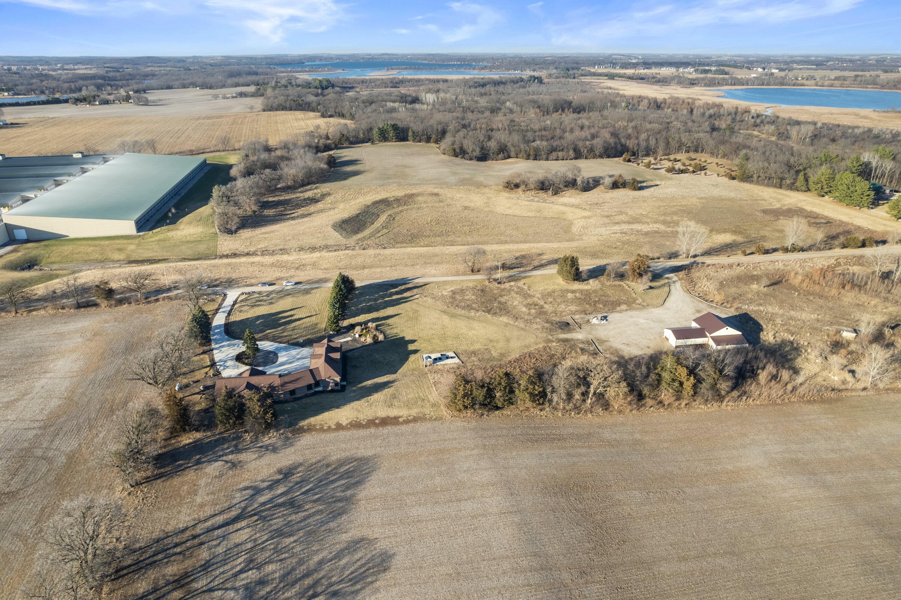 N5302 Crossman Road Lake Mills, WI 53551 - Photo 53 of 71 DJI_0929 (1)