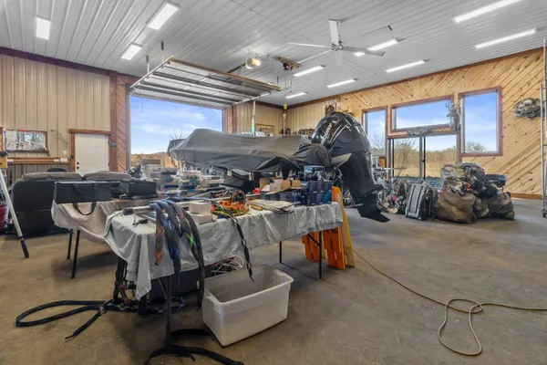 $999,999 | N5302 Crossman Road, Lake Mills, WI 53551