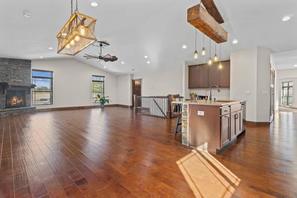 $999,999 | N5302 Crossman Road, Lake Mills, WI 53551