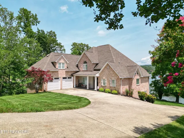 $1,950,000 | 231 Holiday Point Drive, Spring City, TN 37381