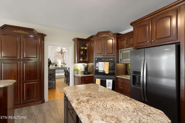 $1,950,000 | 231 Holiday Point Drive, Spring City, TN 37381