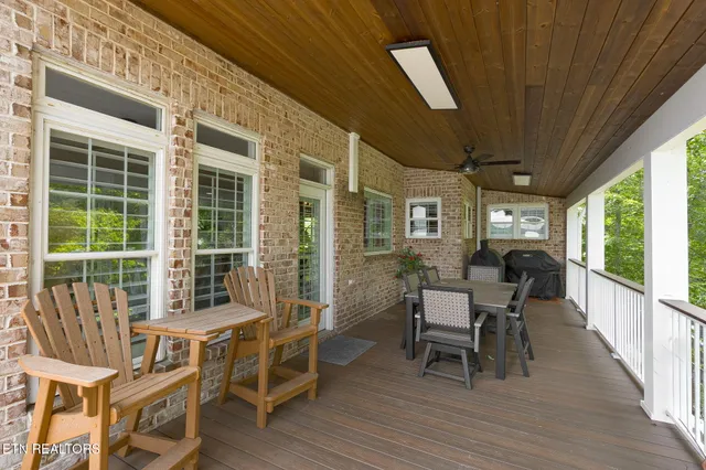 $1,950,000 | 231 Holiday Point Drive, Spring City, TN 37381