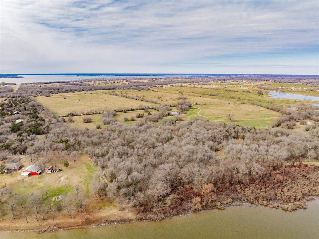 352 Rs County Road 1605 Point, TX 75472 - Photo 16 of 37