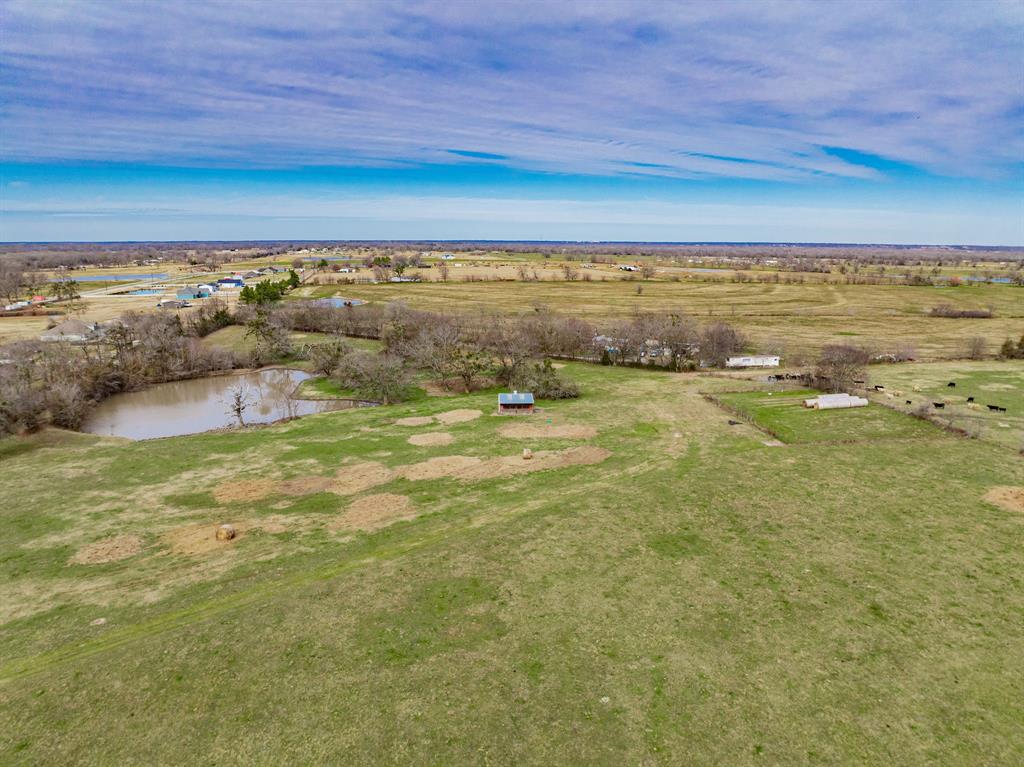 352 Rs County Road 1605 Point, TX 75472 - Photo 32 of 37