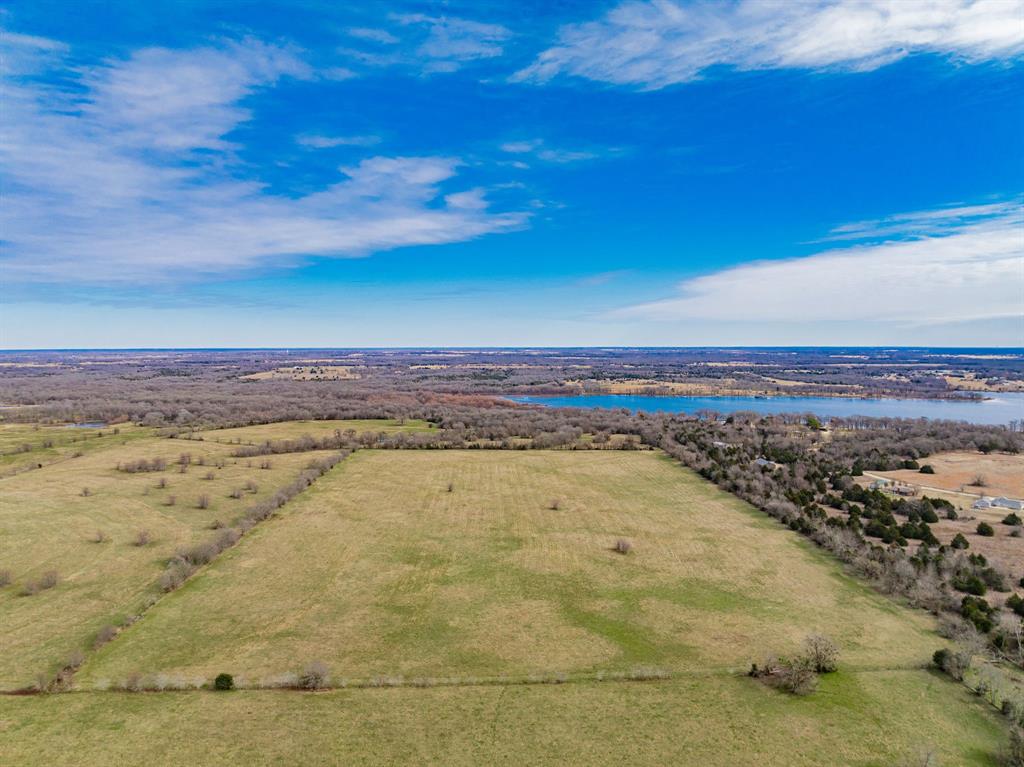 352 Rs County Road 1605 Point, TX 75472 - Photo 10 of 37