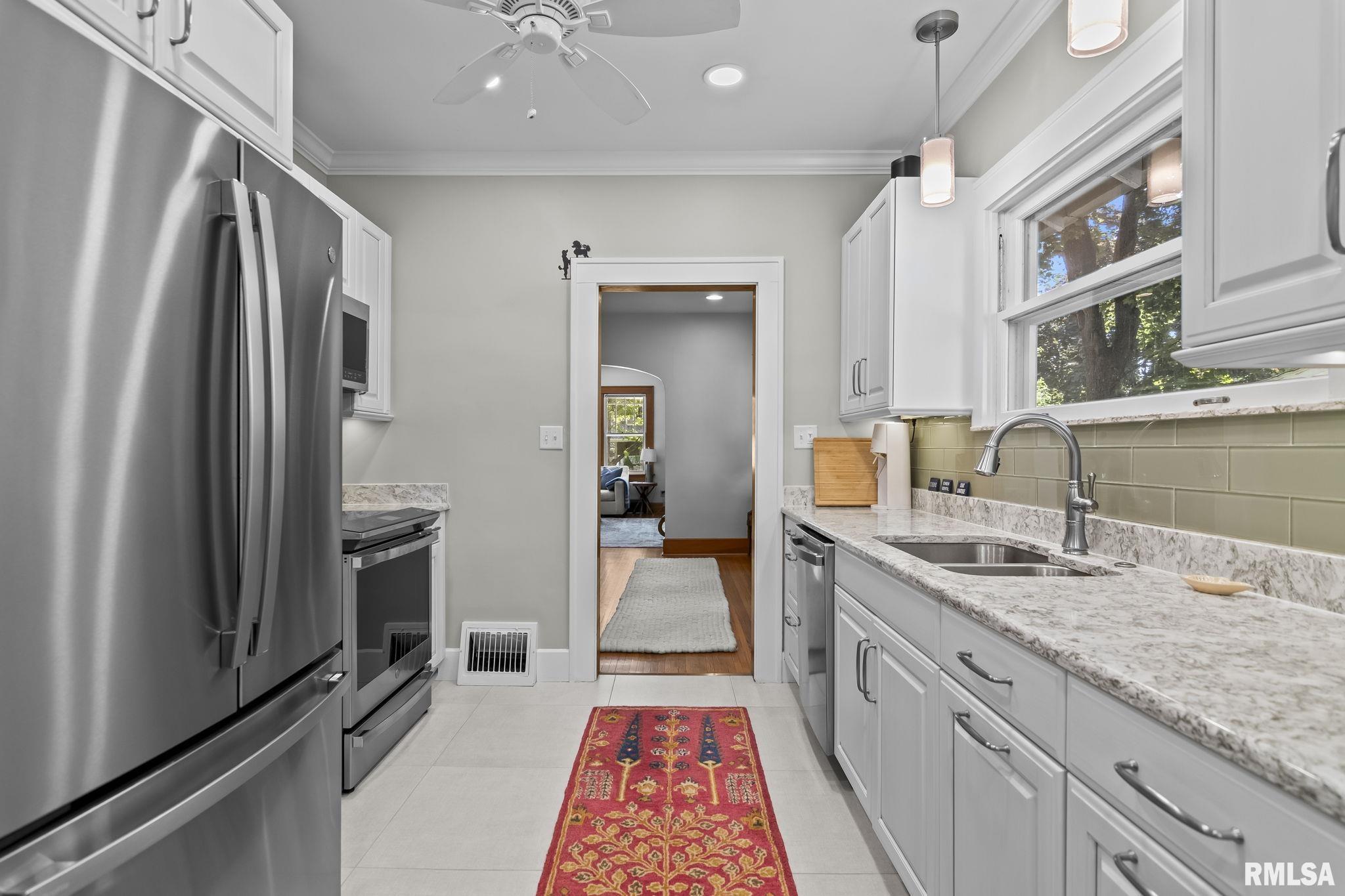 1807 South Park Avenue Springfield, IL 62704 - Photo 14 of 36
