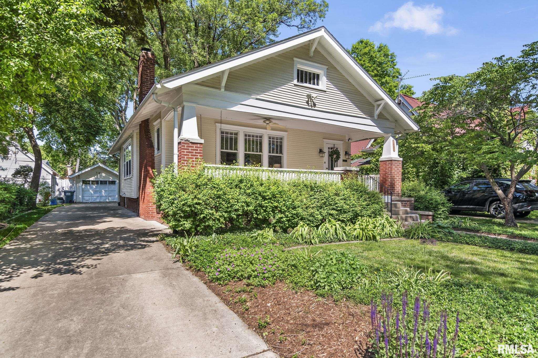 1807 South Park Avenue Springfield, IL 62704 - Photo 2 of 36