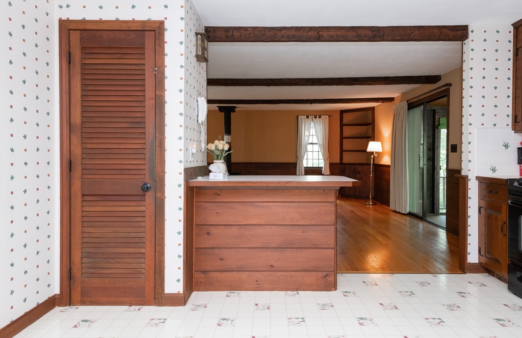 431 Linebrook Road Ipswich, MA 01938 - Photo 15 of 39