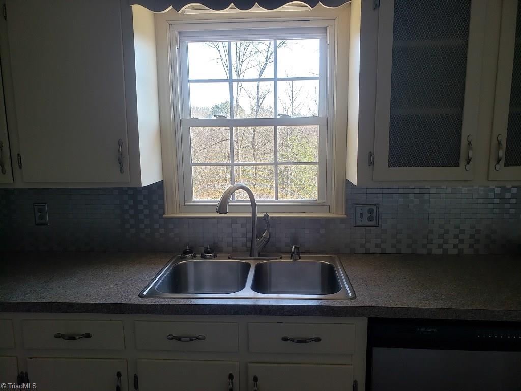 4778 Mountain View Road Hays, NC 28635 - Photo 13 of 30 Gallery Image 13