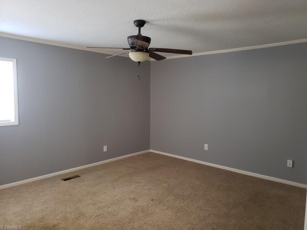 4778 Mountain View Road Hays, NC 28635 - Photo 21 of 30 Large master #1