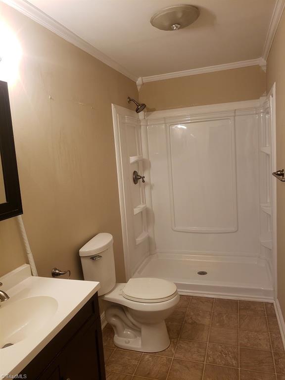 4778 Mountain View Road Hays, NC 28635 - Photo 23 of 30 Master bath