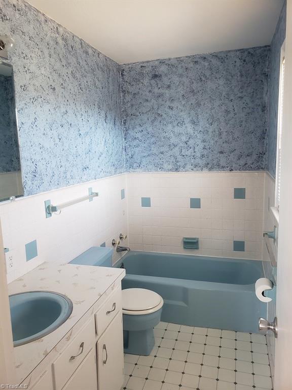 4778 Mountain View Road Hays, NC 28635 - Photo 25 of 30 en-suite bath in master #2