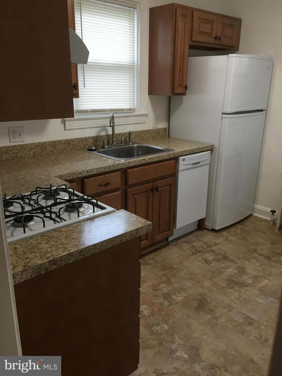 3207 Willoughby Road Baltimore, MD 21234 - Photo 5 of 18 Kitchen