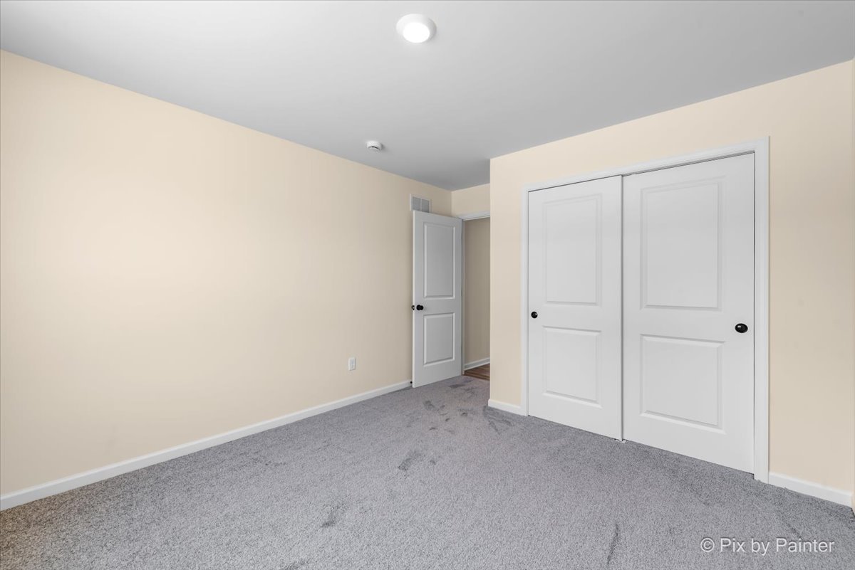603 Apple Valley Road Harvard, IL 60033 - Photo 23 of 27 Gallery Image 23