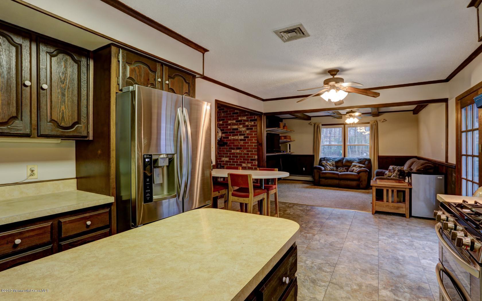 36 Hopkins Road New Egypt, NJ 08533 - Photo 11 of 20 Kitchen
