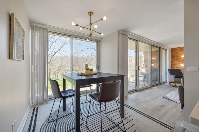 $3,000 | 6000 East Lake Drive, Unit 1D, Lisle, IL 60532