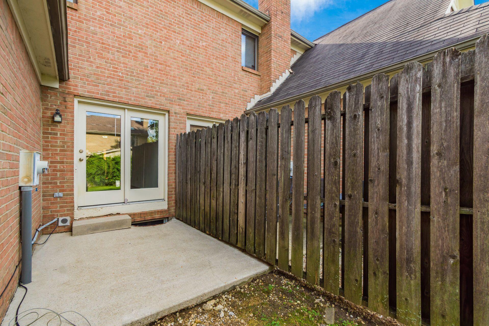4847 Dierker Road Columbus, OH 43220 - Photo 27 of 30 Patio