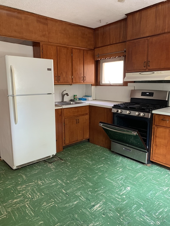 151 Central Street, Unit 2 Somerville, MA 02145 - Photo 7 of 19