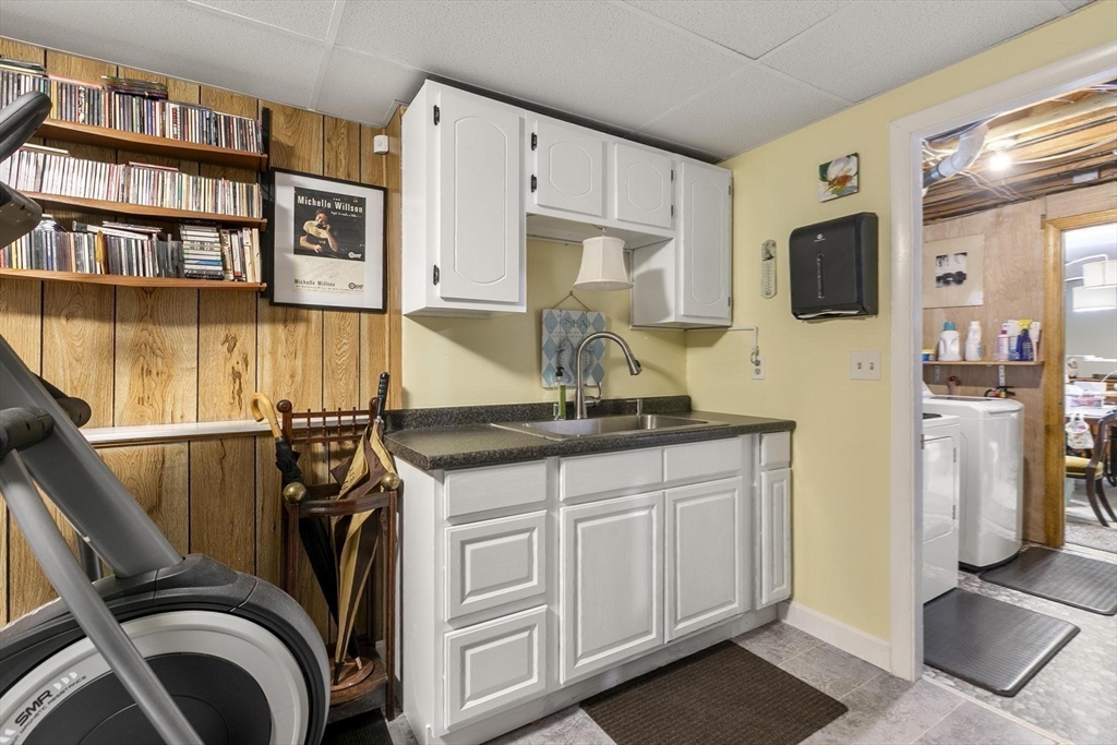 109 Wallace Hill Road Townsend, MA 01469 - Photo 24 of 39 Gallery Image 24