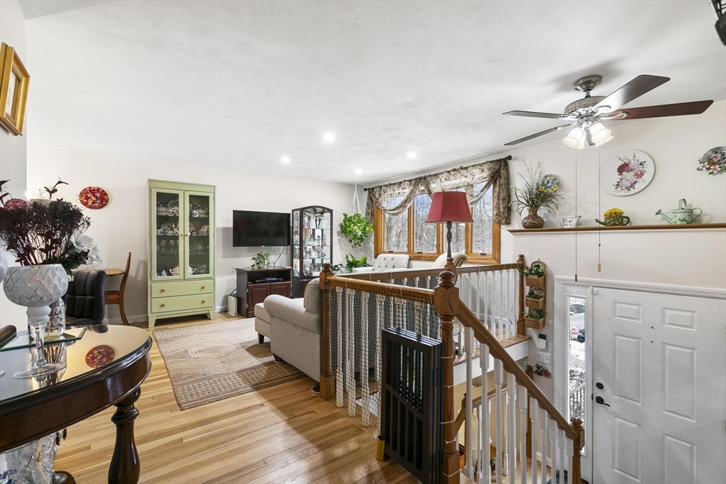 109 Wallace Hill Road Townsend, MA 01469 - Photo 6 of 39 Gallery Image 6