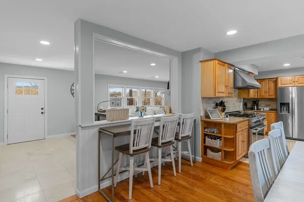 $1,599,000 | 108 Lucerne Avenue, Falmouth, MA 02540
