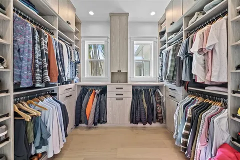 $2,100,000 | 321 12th Avenue Northeast, St. Petersburg, FL 33701