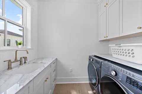 $2,100,000 | 321 12th Avenue Northeast, St. Petersburg, FL 33701