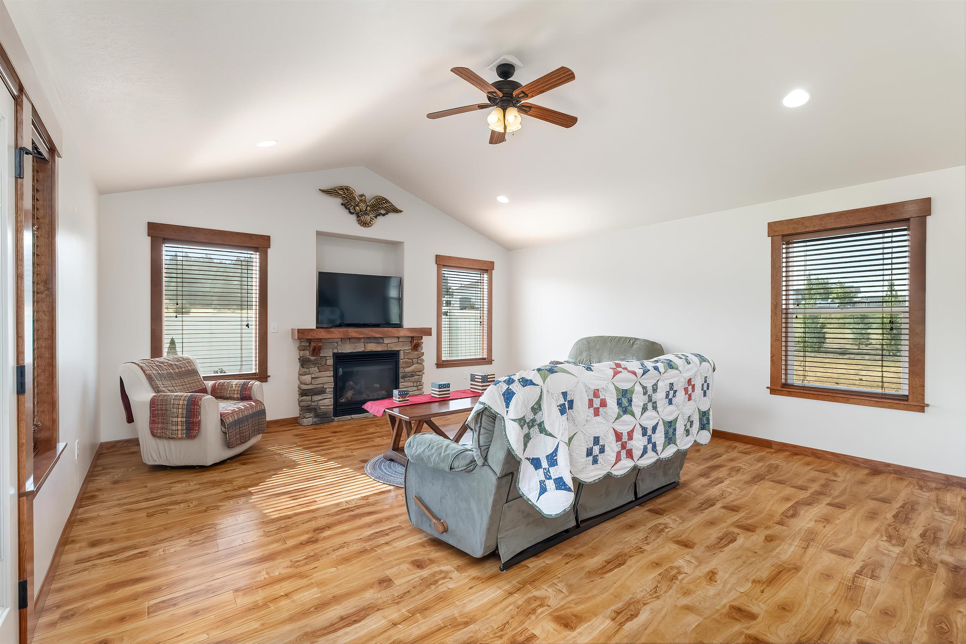 18709 North Dustin Lane Colbert, WA 99005 - Photo 26 of 50 Gallery Image 26