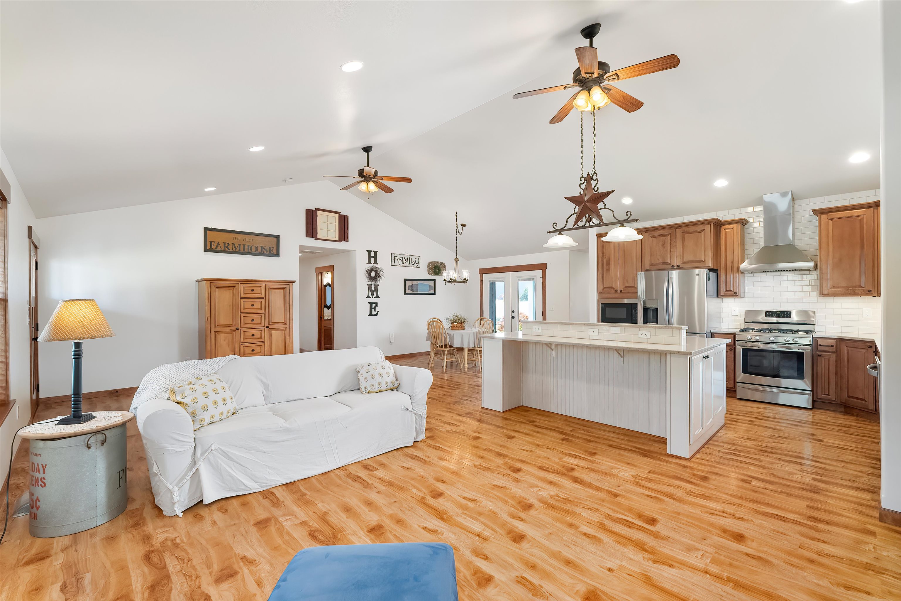 18709 North Dustin Lane Colbert, WA 99005 - Photo 3 of 50 Gallery Image 3